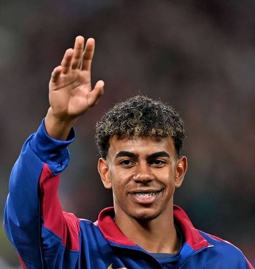 回购价2300万欧，记者：国米预计会在明夏买回小斯坦科维奇（记者：国米预计明夏回购小斯坦科维奇，回购价2300万欧元）