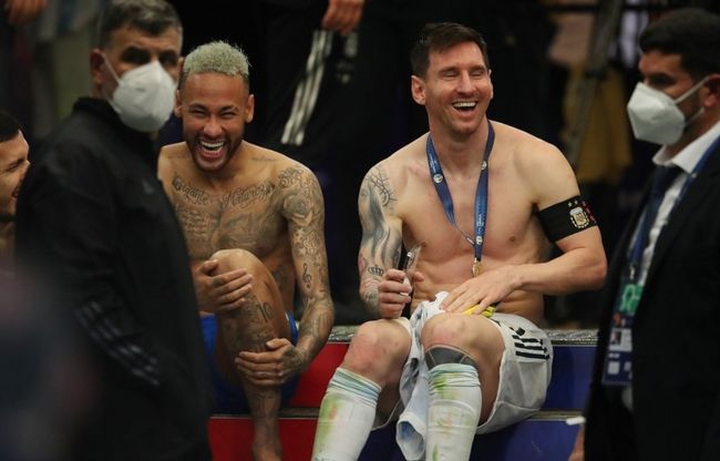 英超战报：曼城2-1战胜切尔西,（英超焦点战：曼城2比1力克切尔西）