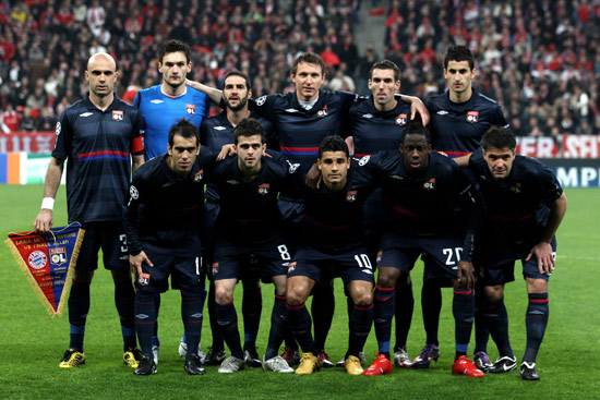 名宿：尼科-帕斯像托蒂，他是意甲最好的球员理应回皇马效力（名宿：尼科-帕斯神似托蒂，堪称意甲最佳，理应回归皇马）