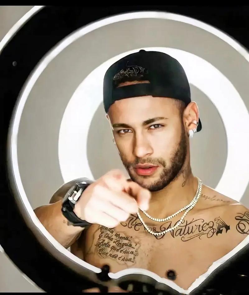 博主：前国脚刘建业将担任重庆铜梁龙新帅，率队征战中超（据博主称，前国脚刘建业将出任重庆铜梁龙主帅，带队征战中超）