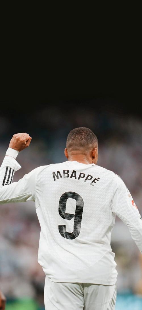 斯基拉：桑托斯在推进内马尔的续约，俱乐部有信心留下他（斯基拉：桑托斯正推动内马尔续约，俱乐部相信能留住他）